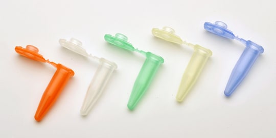 セイフ‐ロックチューブ レインボー 0.5 mL0030121708 500本
